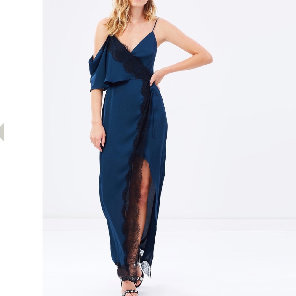 NWT Keepsake the Label “Stop Me” Lace Trim Long Dress